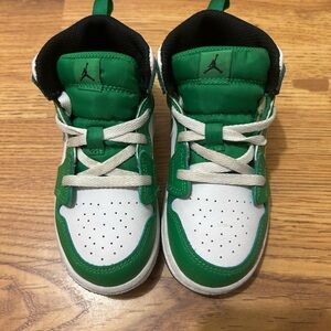 Kids Jordan’s 💚